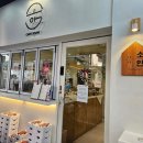 트리비앙상가 주차장 | 창원디저트맛집 반송시장 안 소안, 딸기 한가득 생크림케이크에 가족 모두 순삭한 날!!