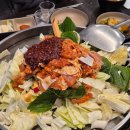 춘천 닭갈비 맛집 통나무집닭갈비 남춘천점 철판닭갈비 닭내장 추천 후기
