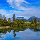 강가에아침 이미지