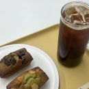 바닐라 퍼피 | [홍대 카페] 휘낭시에 맛집,태닝키티까지? &#39;퍼피(PERFEE)&#39;후기(위치,메뉴,가격)