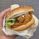 맘스터치 교대점 | 맘스터치 메뉴 딥치즈싸이버거 싱글치킨세트 후기