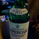 Laphroaig Islay Single Malt Scotch Whisky 10 years old 이미지