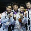 [올림픽 소식] “男 펜싱 단체, 100번째 金 찌르다” 이미지