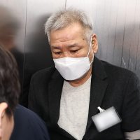 [속보] 건진법사 1심서 구형보다 높은 징역 6년‥"샤넬 가방, 단순 선물 아냐"