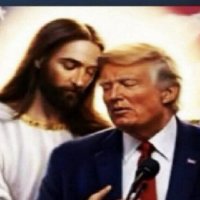 ‘예수 행세 논란’ 트럼프, 이번엔 예수에 안겼다…“광신도들은 싫어할 듯”