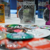 “콘돔값 30% 폭등 오나” 이란 전쟁에 전세계 침실 ‘비상’