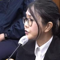 김건희 “내 영어 이름은 제니… 쥴리의 ‘쥴’자도 사용 안해”