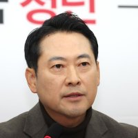 ‘尹 어게인’ 스피커 앞세운 장동혁호… 한동훈 “그냥 날 찍어내라”