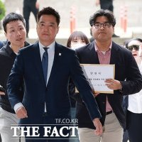[속보] 검찰, '김수현 명예훼손' 가세연 김세의 구속기소
