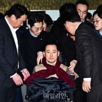 “장동혁과 국힘 당은 망한다” [정기수 칼럼]