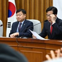 절박한 국힘 “쌍특검 대국민 호소 투쟁”… 지지율은 22% ‘최악’