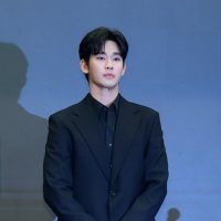‘조작’ 밝혀진 가짜뉴스, 그러나 치명상…김수현 복귀 향한 ‘낙관과 우려’