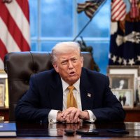 국제기구 싫다는 트럼프, 평화위원회 만들더니 “10억달러씩 내라”