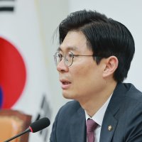국힘 '골든타임' 지나가는데...이번엔 '공천헌금' 파동