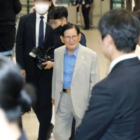 [단독]“신천지 이만희 ‘尹은 고마운 사람, 대통령 밀어줘야’ 발언”