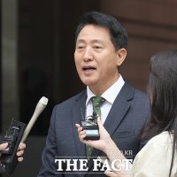 오세훈 사법리스크·한동훈 복당 난항…보수 재편 '올스톱'