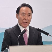 염동열 탈당 후 우상호 지지 선언…김진태 "가슴 저민다"