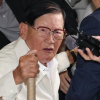 합수본, 신천지 이만희 첫 소환... '국민의힘 집단 입당' 의혹 조사