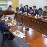 국힘 쇄신파 "장동혁 지도부 총사퇴해야"…張 퇴원 하루만