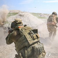 러 '검은 과부' 사기 확산…입대 직전 결혼해 전사 뒤 보상금