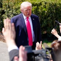 트럼프의 이란전, 결국 ‘피로스의 승리’ 되나…민심 잃고 우군도 흔들