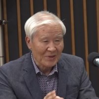박근혜 "당 지도부 중심 단결해야".. 조갑제 "탄핵 대통령이 할 얘긴가"