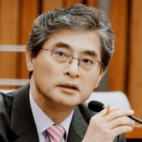 [신봉기 칼럼]윤어게인 반대 선언, 왜 행동이 없나