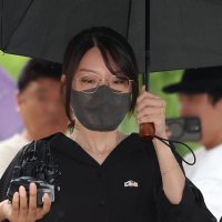 [속보]“귀하신 김건희 여사 얼마나 불편할지”…풀려난 올다르크의 말