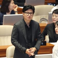 한동훈 "쿠팡 직원 윤리위 참여 사실이냐"…친한계 "고성국·박민영 모르쇠"