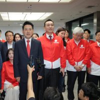 김근식 "지방선거 결과, 장동혁 체제 정치적 파산"