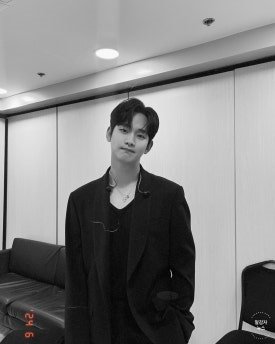 김수현 근황, 73억 손배소 논란 속 당당한 태도…진실은 밝혀질까? 관련 이미지 13