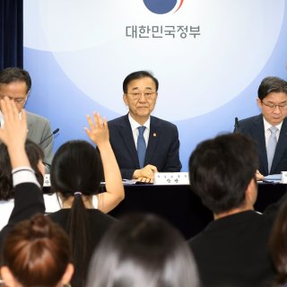 부동산 PF 관련 이미지