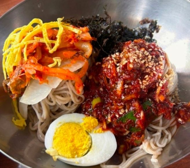 독박투어4 강재준이 선택한 40년 전통 부안막국수, 춘천 현지인만 아는 진짜 비결은?