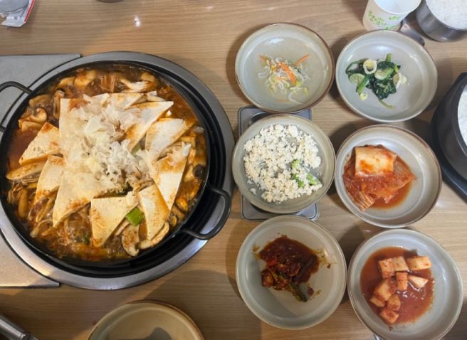영동 맛집 베스트10 현지인의 깊은 손맛을 자랑하는 노포 맛집