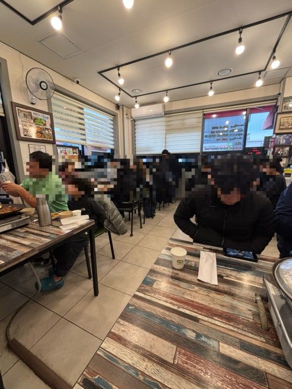 동두천 부대찌개의 원조 감성 부대볶음 맛집 실비집부대찌개