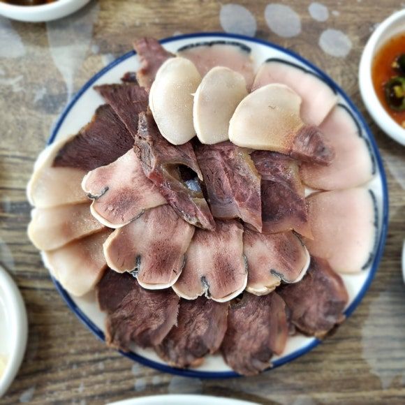 울산 고래고기원조할매집