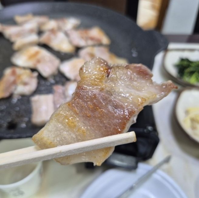 [경산 삼겹살] 정겨운 솥뚜껑 생삼겹살을 즐길 수 있는 곳 '진량식육식당' 내돈내산 후기
