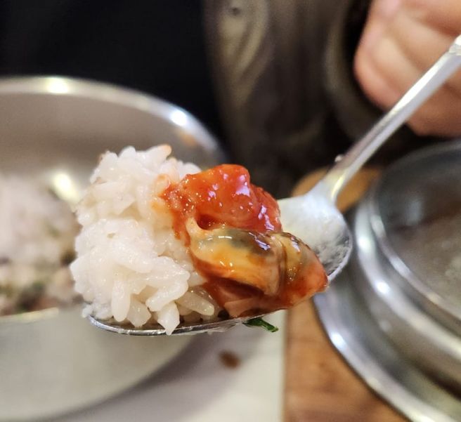 (서산 맛집) 굴밥과 굴파전이 맛있는 간월도 "큰마을 영양굴밥" 방문 후기