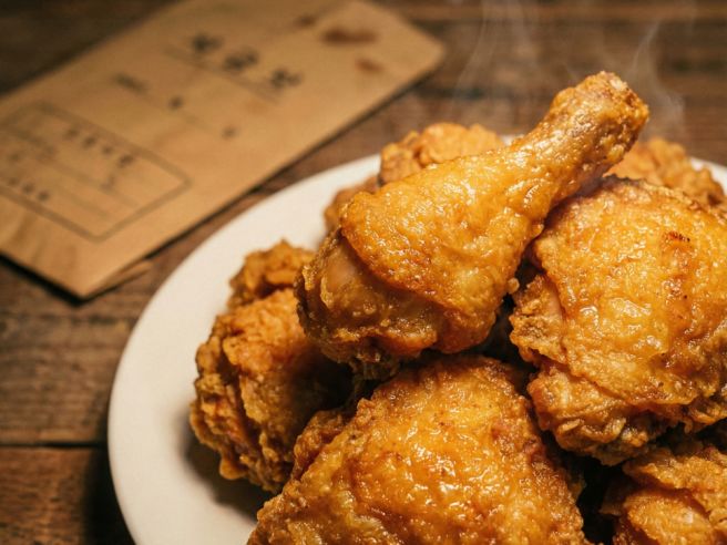 치킨 맛집 추천 3곳 (영양센터, 림스치킨, 진미통닭) : 전기구이부터 가마솥까지, 시대를 튀겨낸 노포들