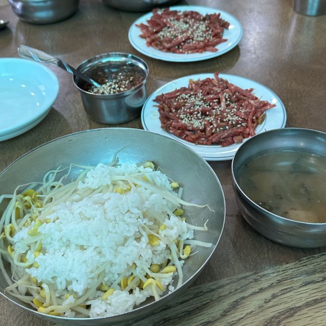 하루 2시간만 운영하는 대전역 근처 맛집 왕관식당