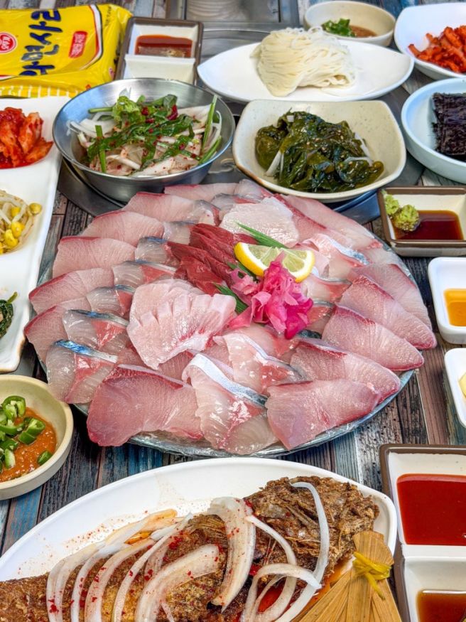 제주 고등어회 제주도 모슬포 맛집 모슬포항 부두식당