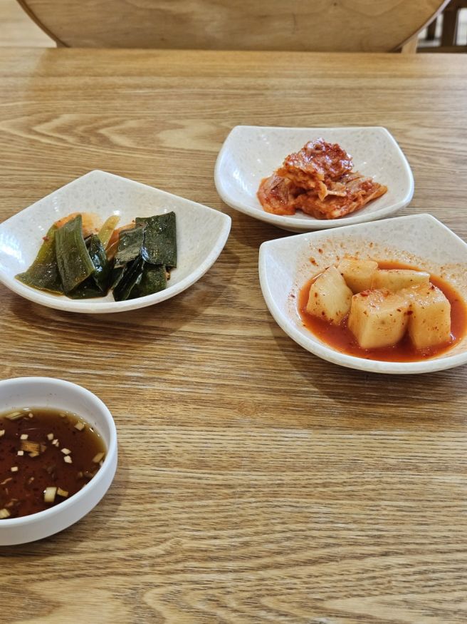 영등포구청 부여집 설렁탕과 1인 수육 혼밥 후기