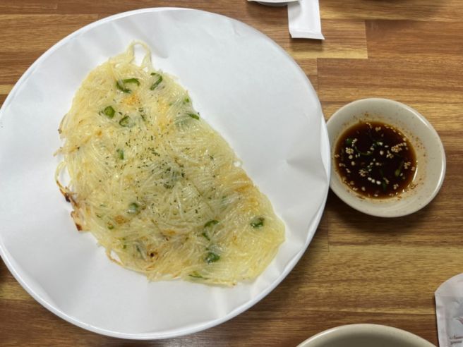 [강릉중앙시장맛집] 장칼국수, 감자옹심이 40년 전통 '여왕개미식당' 찐후기!