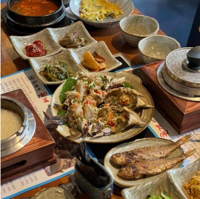 전주 가면 비빔밥만? 현지인이 찾는 한식 맛집 5곳