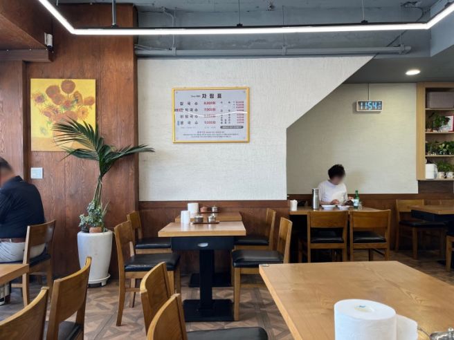 경산 서상동 현지인 국수 맛집 ‘화원식당’