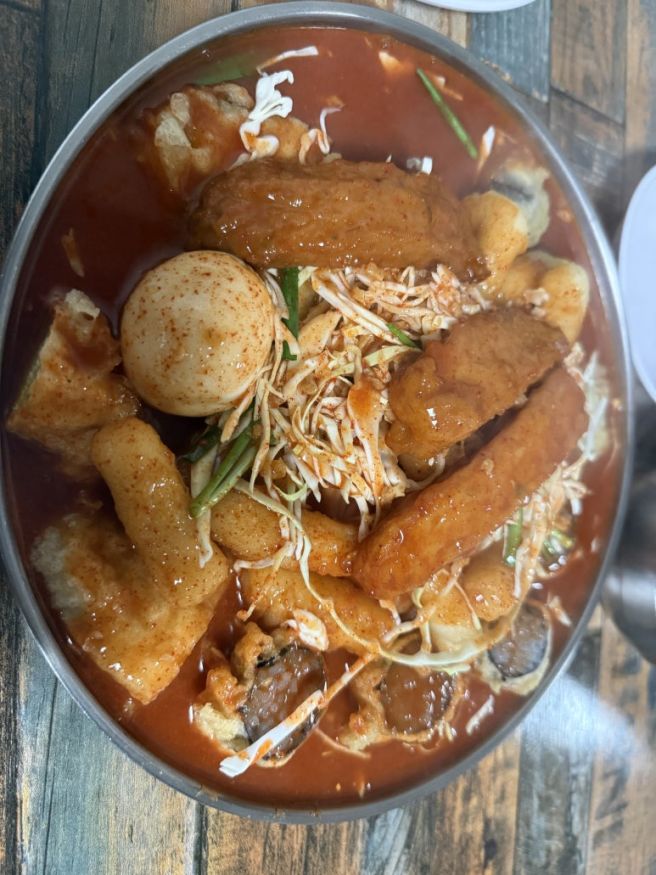 [제주/서귀포] 아시나요? 튀긴 떡의 전설 ‘짱구분식’! 모닥치기 하나로 제주 평정한 썰 🧡