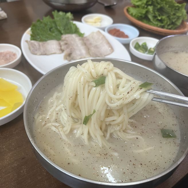 [삼대째전통칼국수] 대전 동구 정동 대전역 맛집 칼국수, 수육