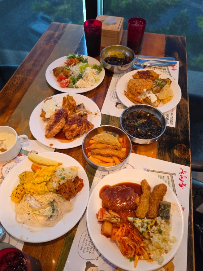 경산 정평역 브런치 맛집 유생촌 경산시지점 바삭한 돈까스 무한리필 가족외식 추천