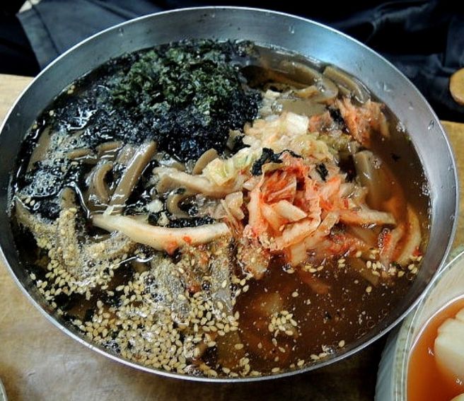 옥천군 노포 탐구《구읍할매묵집》3대 80년 전통! 타협 없는 100% 국산 재료와 전통 가마솥 방식! 자극...