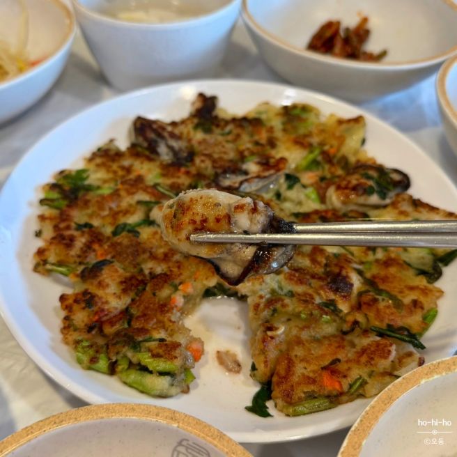 서산 간월도 큰마을영양굴밥 태안 여행 웨이팅 있는 서산 맛집 영양굴밥 굴파전 내돈내산 후기